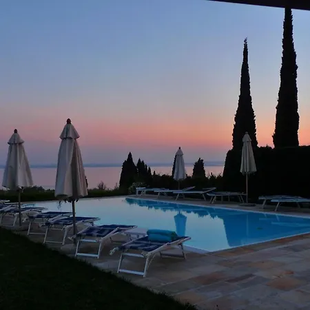 Valbella 酒店 巴多利诺